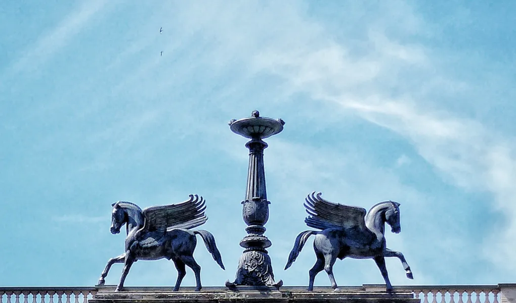 Die Pegasus-Gruppe auf dem Belvedere auf dem Pfingstberg